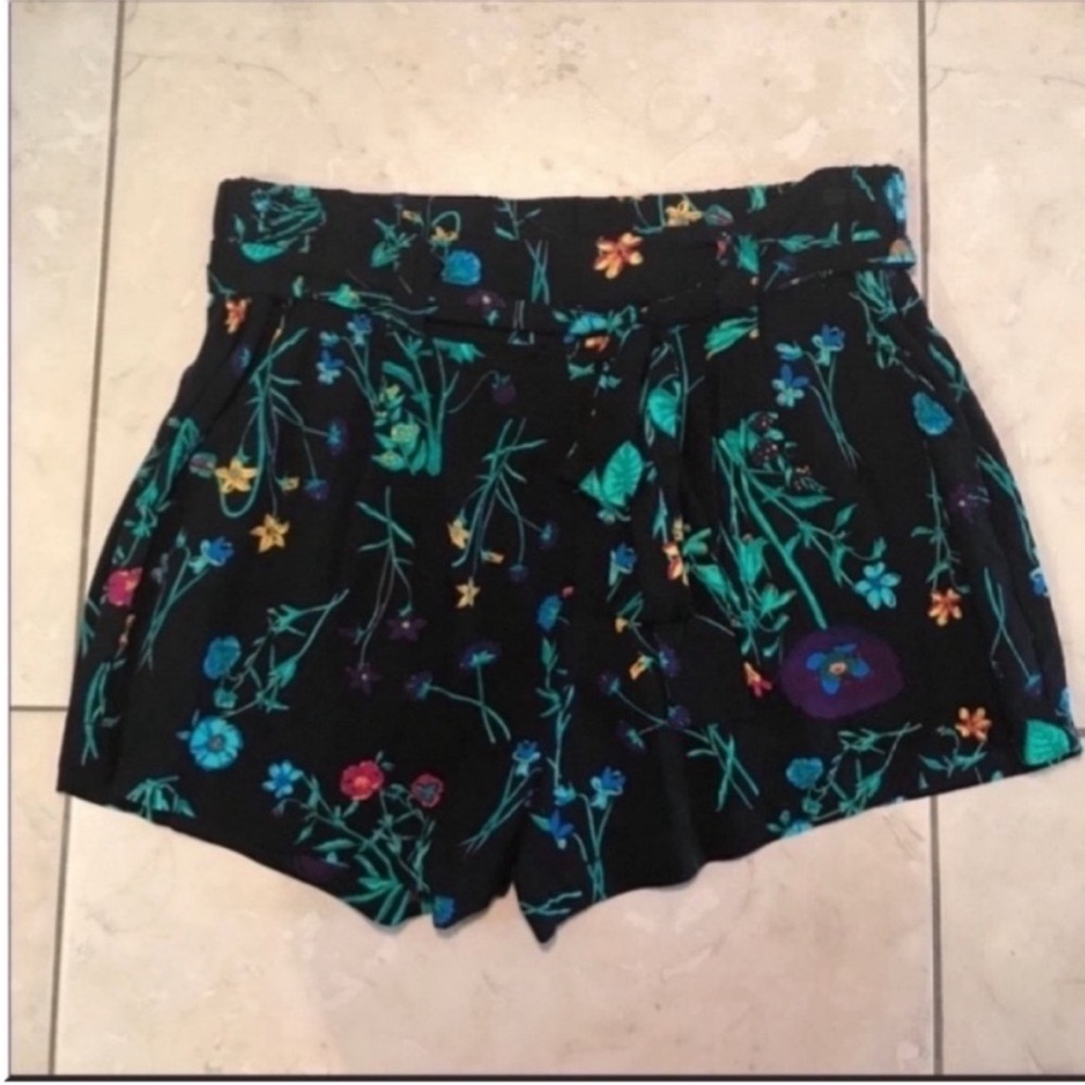 GB Shorts with Colorful Floral Design